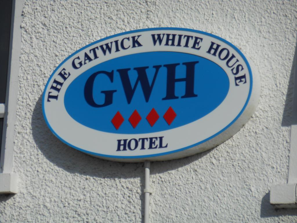 The Gatwick White House Hotel Horley Exteriér fotografie